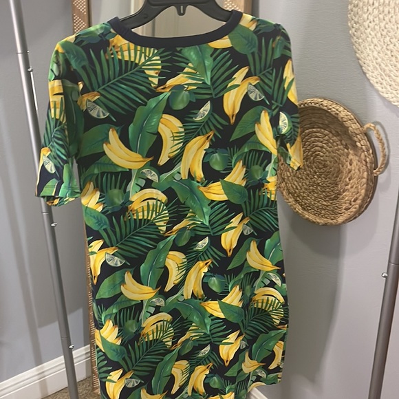 Tropical Dress - Picture 3 of 5